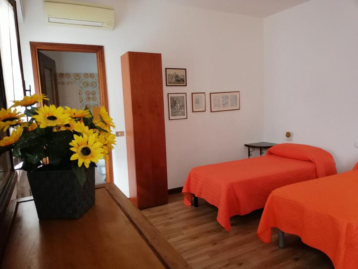 Appartamento Le Campanelle San Felice del Benaco Exterior foto