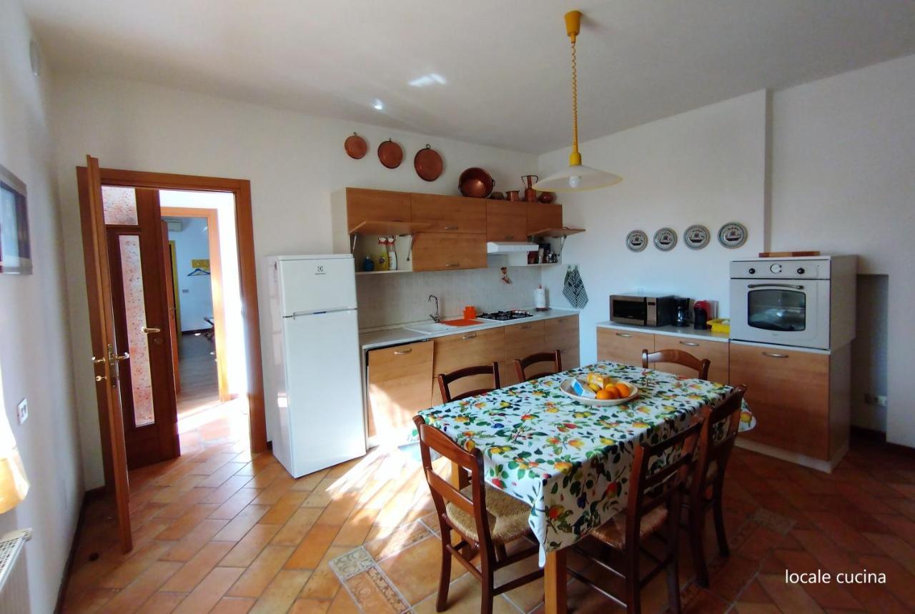 Appartamento Le Campanelle San Felice del Benaco Exterior foto